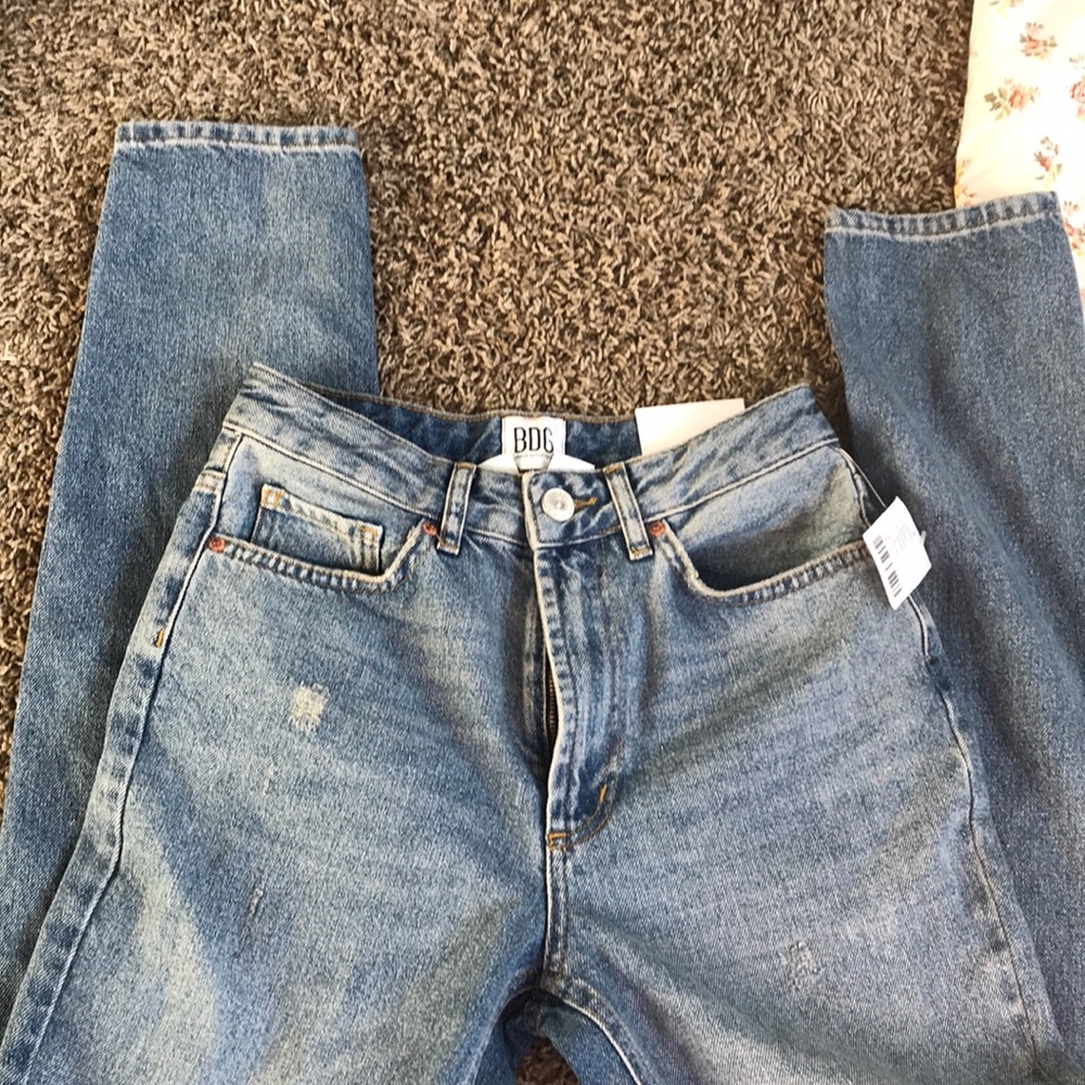 BDG Mom high waisted tapered leg